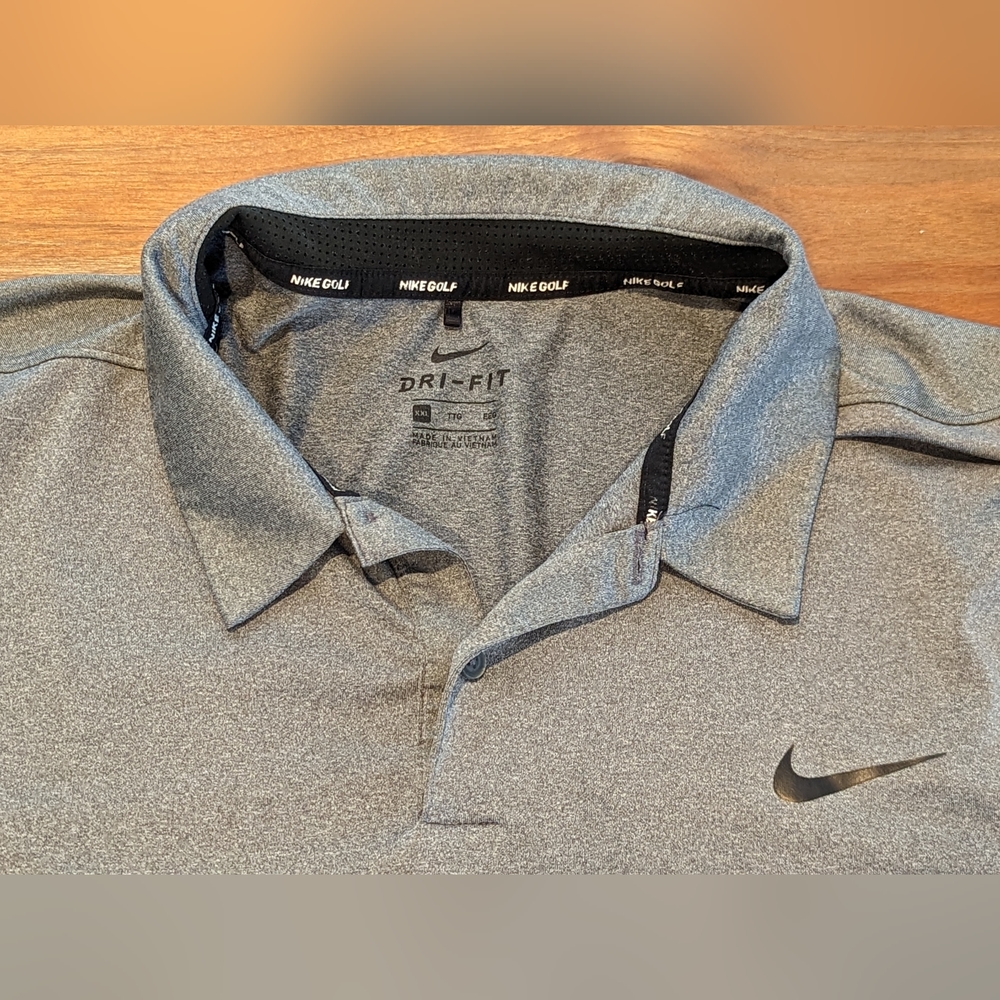 Nike Dry Fit golf shirt XXL